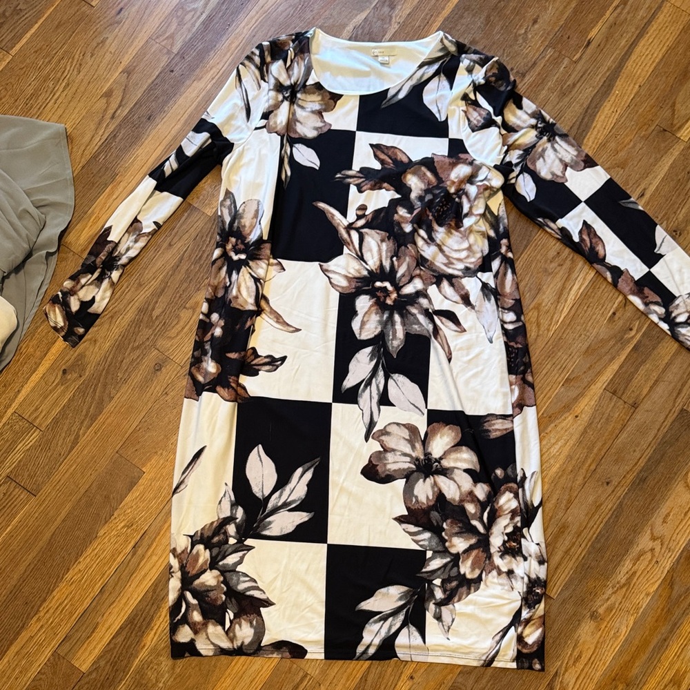 Cato Black and White Floral Long Sleeve Dress